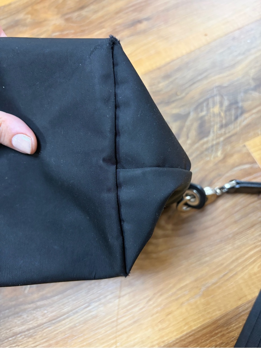 SOLD♥️ Longchamp Neo Black Le Pliage Nylon Tote with Removable Crossbody Strap - Picture 11 of 11